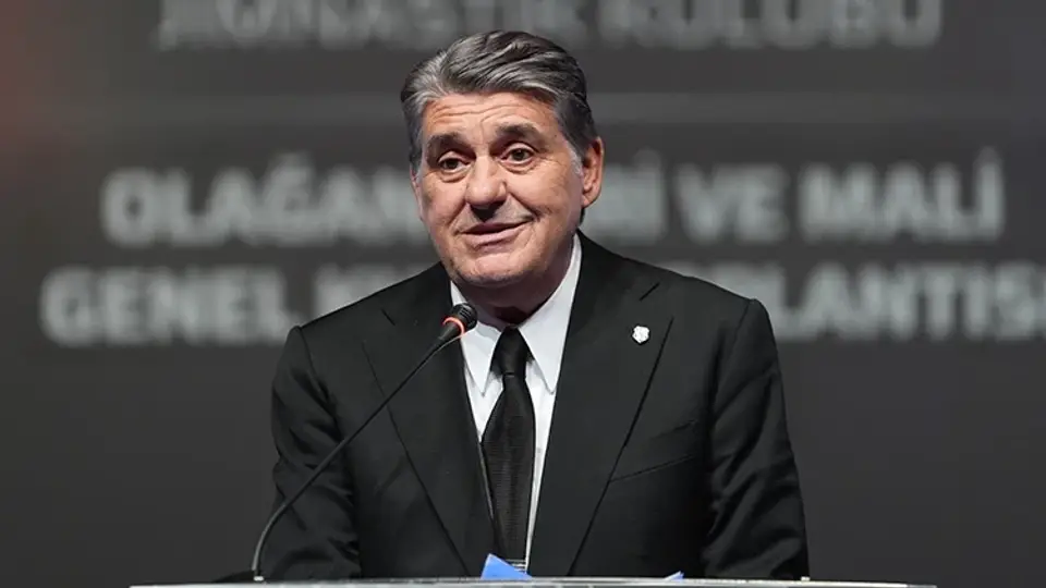 Beşiktaş'ta Serdal Adalı mazbatasını aldı