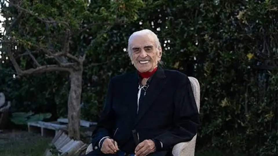 Türk pop müziği ustası Alpay Nazikioğlu vefat etti