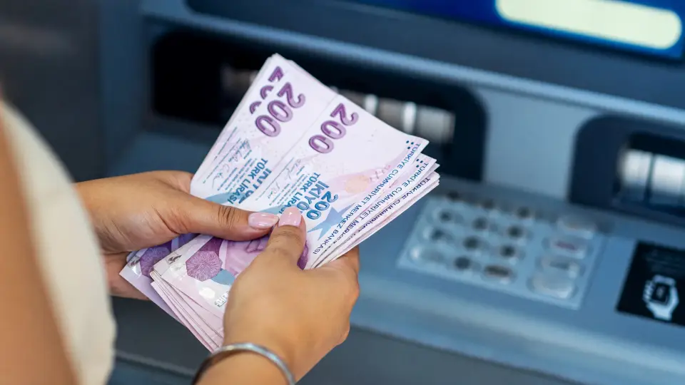VGM burs başvuruları başladı: Üniversite öğrencilerine ne kadar burs verilecek?
