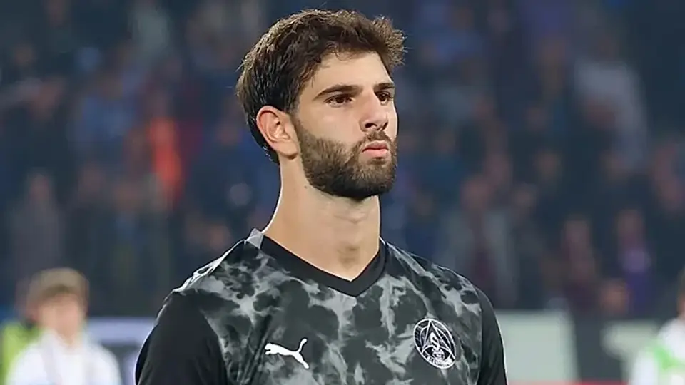 Beşiktaş'ta şok sakatlık! Maça devam edemedi
