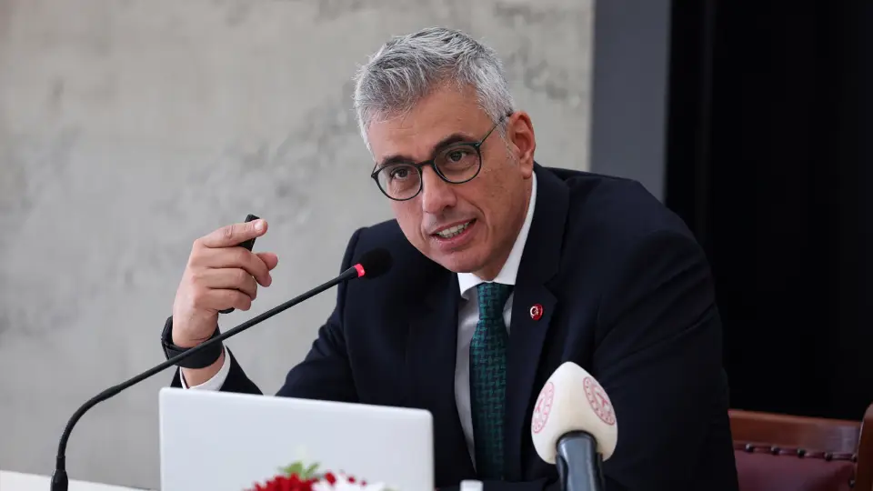 Sağlık Bakanı Memişoğlu: Türkiye’de gençlerin yüzde 30’u sigara kullanıyor