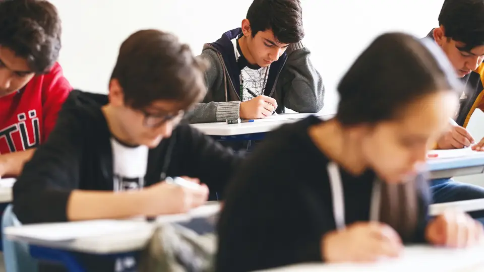 KPSS Ortaöğretim sınavı bugün: 2 milyon 985 bin aday katılıyor