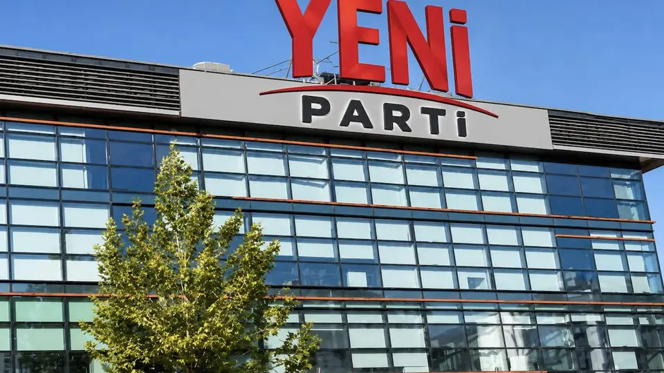 İstanbul'da 4 belediye Yeni Parti'ye geçiyor