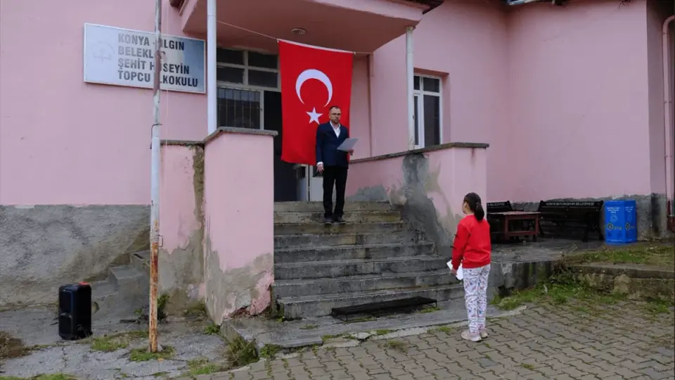 Konya Ilgın'da Tek Öğrencili Okulda Cumhuriyet Bayramı Töreni