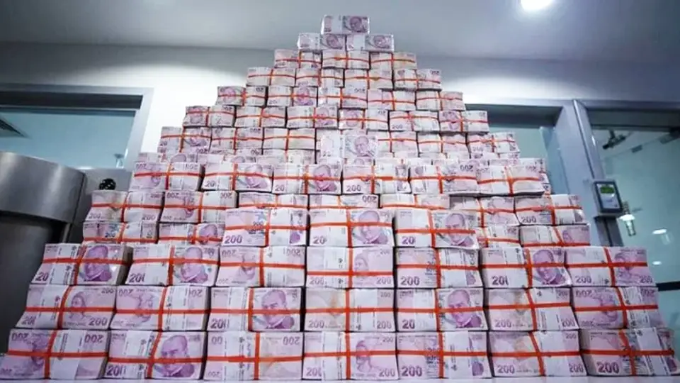 Hazine'nin üç aylık borçlanma takvimi açıklandı: 912,4 milyar liralık plan