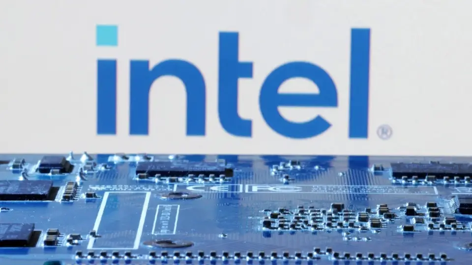 Intel hisseleri yüzde 29 düşüşle 137 milyar dolar kaybetti