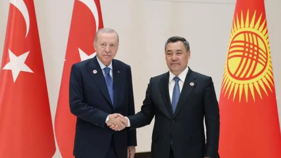 Caparov'dan Türkiye ve Erdoğan'a Övgü: "Uluslararası İtibarı Arttı"
