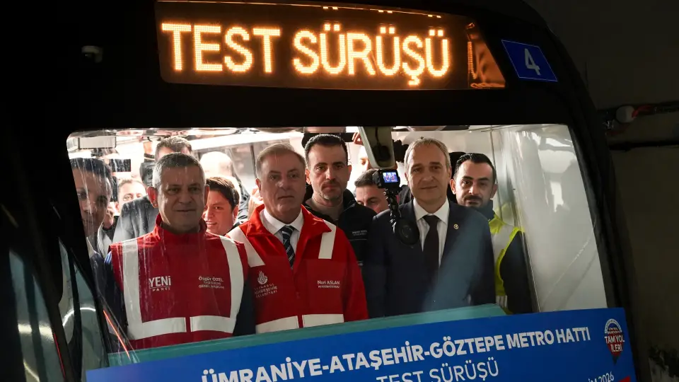 M12 Ümraniye-Ataşehir-Göztepe Metro Hattı'nda Test Sürüşü Yapıldı, Aralık Ayında Açılacak