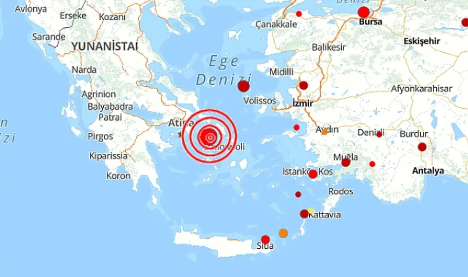 Ege Denizi Beşik Gibi Sallanıyor