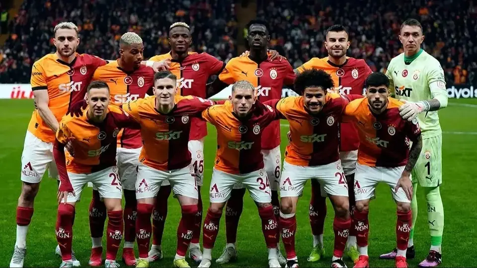 Galatasaray'da Barış Alper Yılmaz ve Yunus Akgün'ün Sözleşmesi Uzatıldı