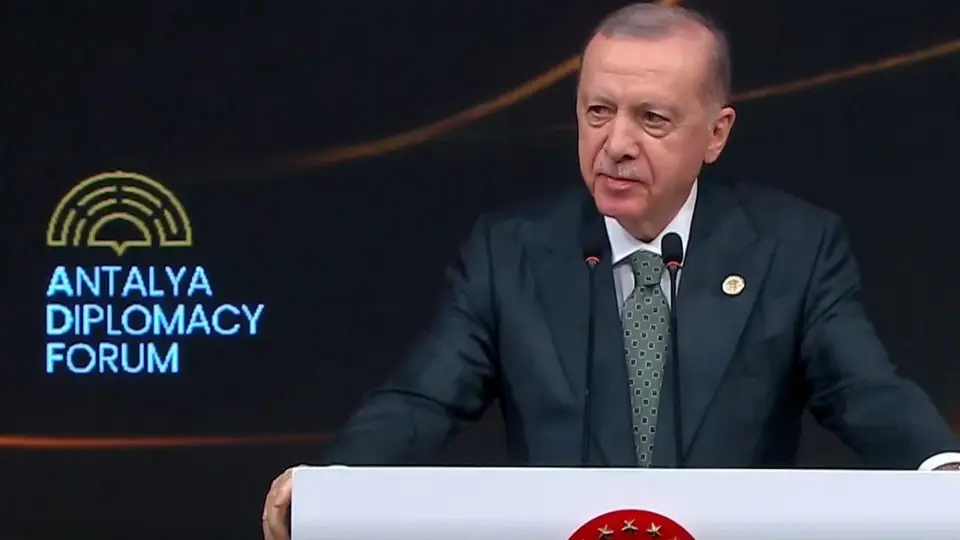Cumhurbaşkanı Erdoğan: "İnsanlık 5'ten Büyüktür"