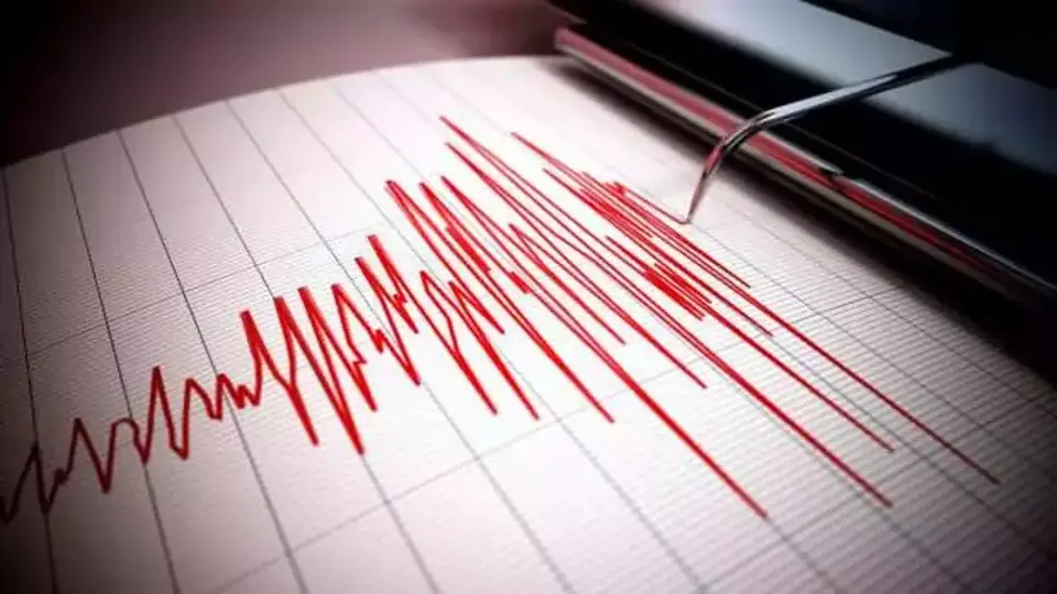 İzmir Körfezi'nde 4.0 Büyüklüğünde Deprem