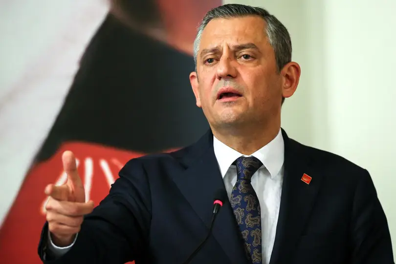 Özgür Özel'den Asgari Ücret Açıklaması: "Ara Zammı Söke Söke Alacağız"
