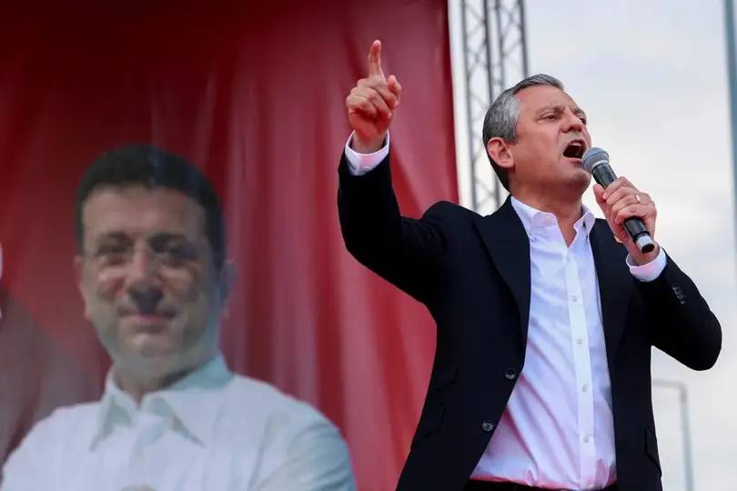 Özgür Özel'den Akın Gürlek'e Sert Eleştiriler