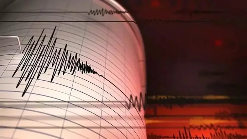 Marmaris'te 5.8 Büyüklüğünde Deprem! 1 Can Kaybı
