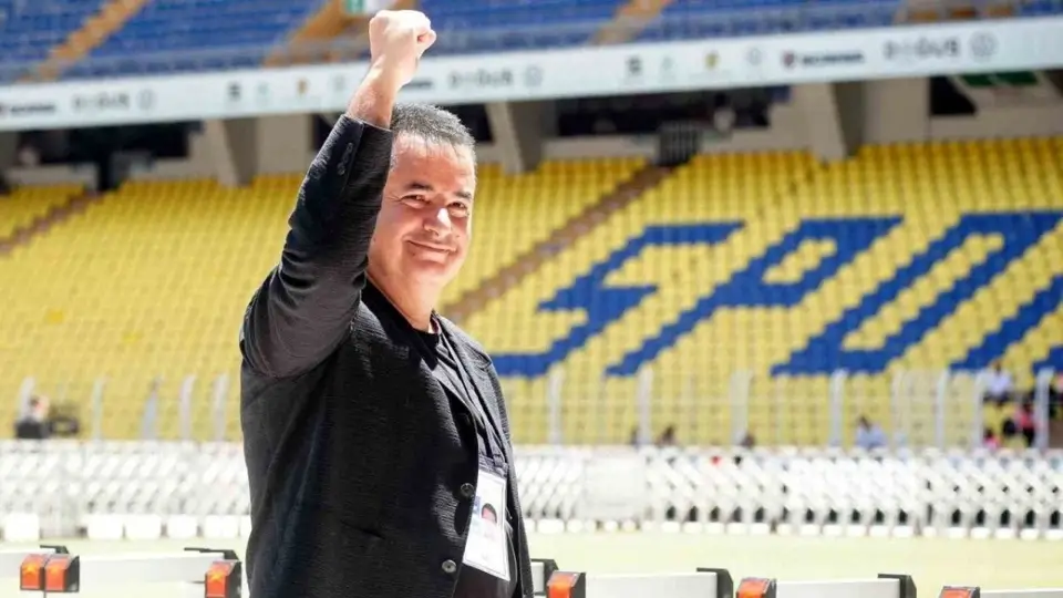 Acun Ilıcalı, Fenerbahçe Yönetiminden Ayrıldı