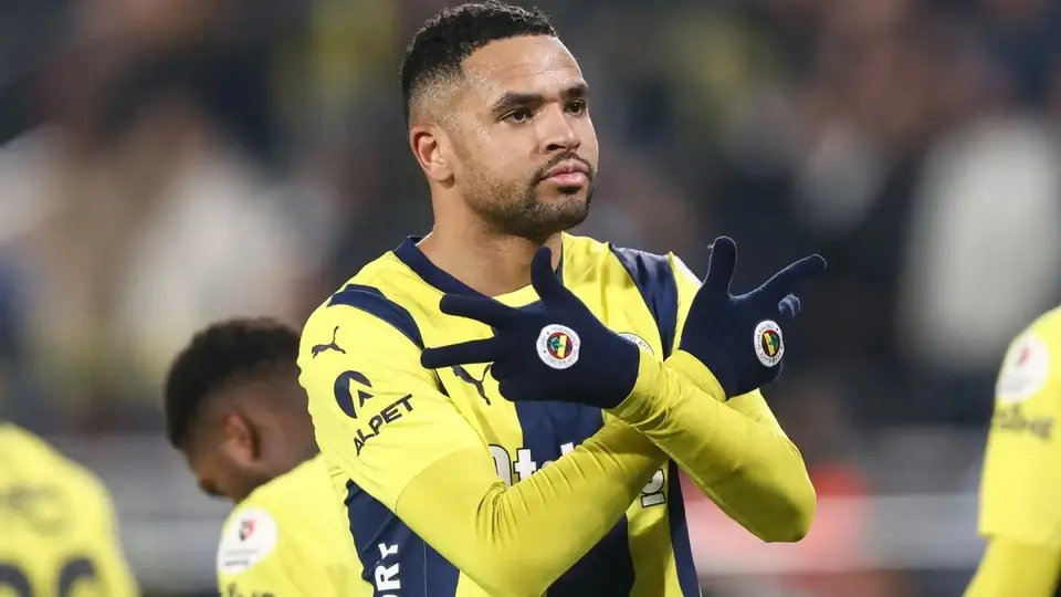 Fenerbahçe'de Şoke Eden Ayrılık İddiası: En Nesyri için Sürpriz Talip!