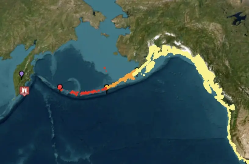 Rusya Açıklarında 8.8 Büyüklüğünde Deprem! Tsunami Dalgaları Kıyıya Vurdu