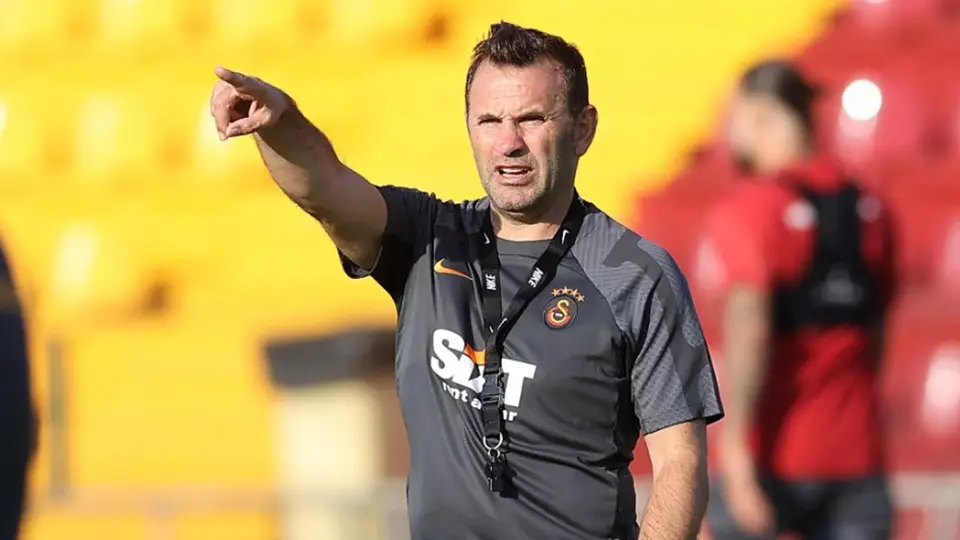 Galatasaray Sezona Güçlü Bir Giriş Yapmak İstiyor: Okan Buruk Kadroyu Sil Baştan Düzenledi