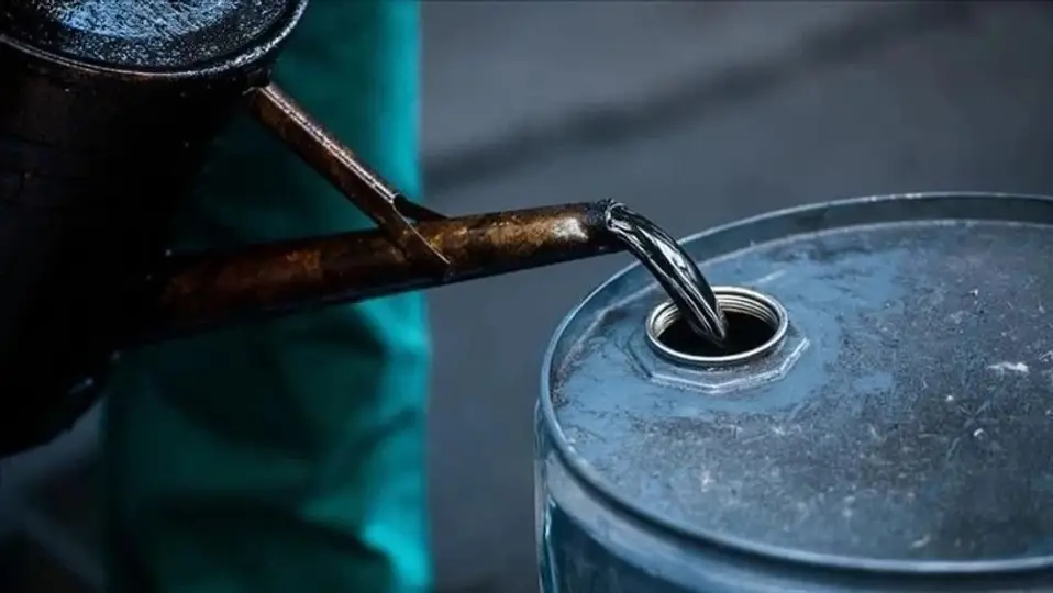 Petrol Fiyatları 3 Haneli Rakamlara Çıktı