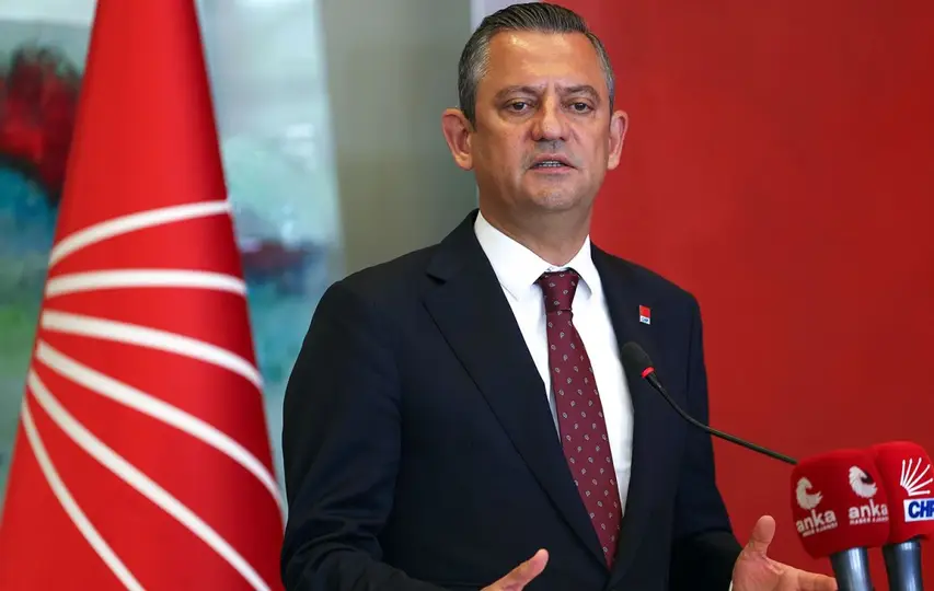Özgür Özel'den "Saray" Vurgulu Sert Eleştiriler