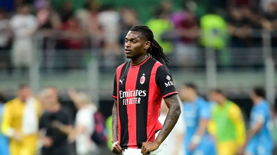 Fenerbahçe'de Hakan Safi ve Paolo Maldini Buluşması Heyecan Yarattı! Rafael Leao Detayı Sevindirdi