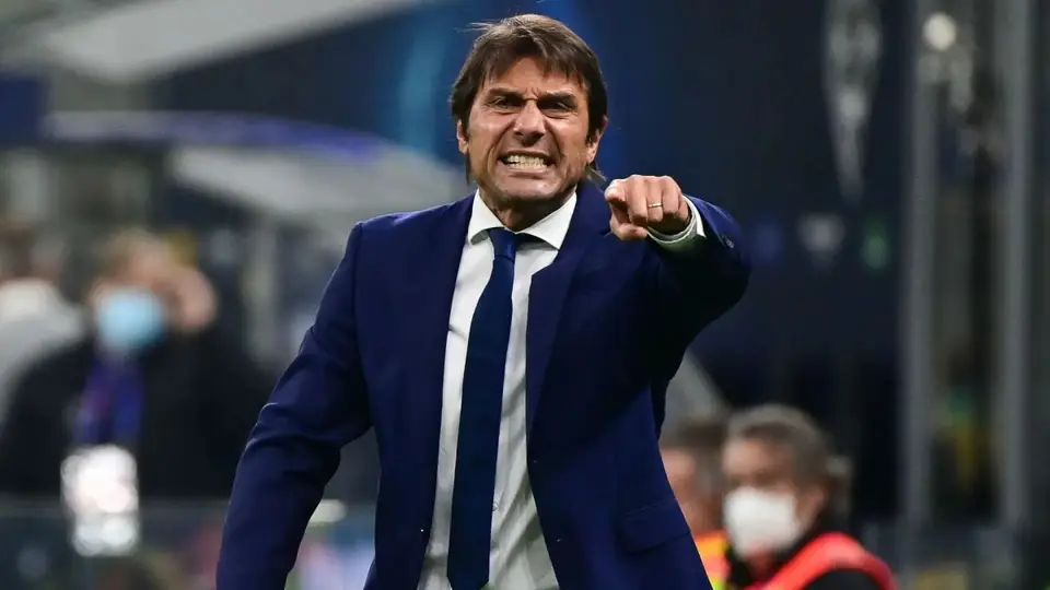 Fenerbahçe'de Hakan Safi'den Antonio Conte Hamlesi!