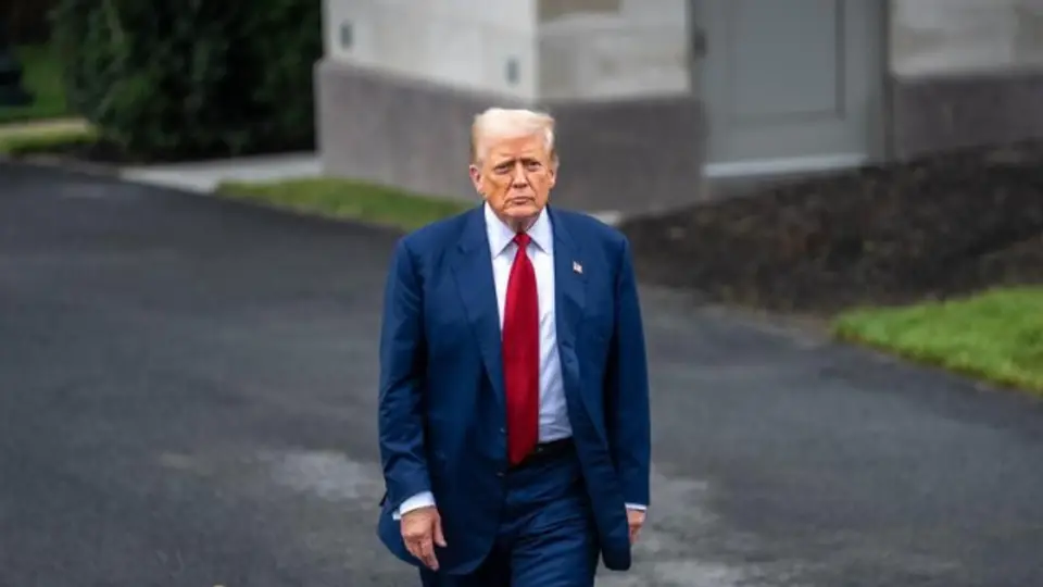 Trump'tan İran'a Yardım Eden Ülkelere Ekonomik Savaş Tehdidi