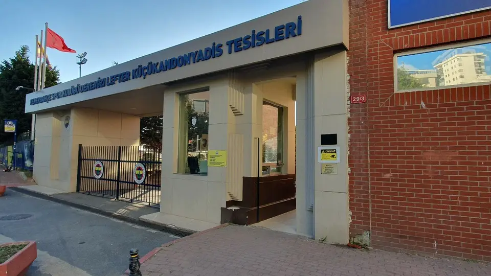 Fenerbahçe Dereağzı Lefter Küçükandonyadis Tesisleri'nin Yenileme Projesine Başladı