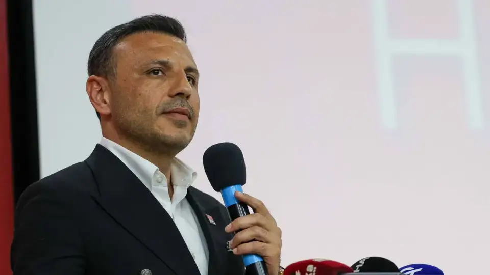 Üsküdar Seçiminde Tartışma Büyüyor: Özgür Çelik'ten "Baskı ve Tehdit" İddiası