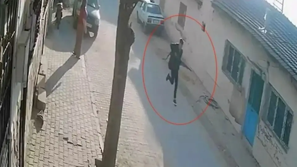 Manisa Turgutlu'da Liseye Pompalı Tüfekli Saldıran Şüphelinin Kimliği Tespit Edildi