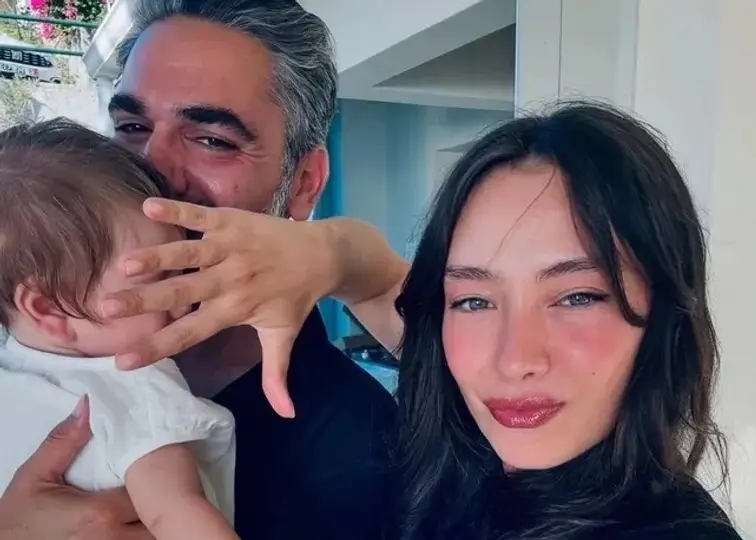 Neslihan Atagül, Oğlunun Pazar Alışverişi Keyfini Paylaştı: 'Pazarman'