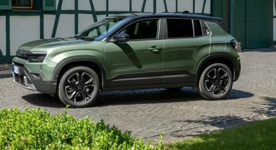 Jeep Avenger yenilendi! Türkiye fiyatı ve versiyonları belli oldu - Resim: 3