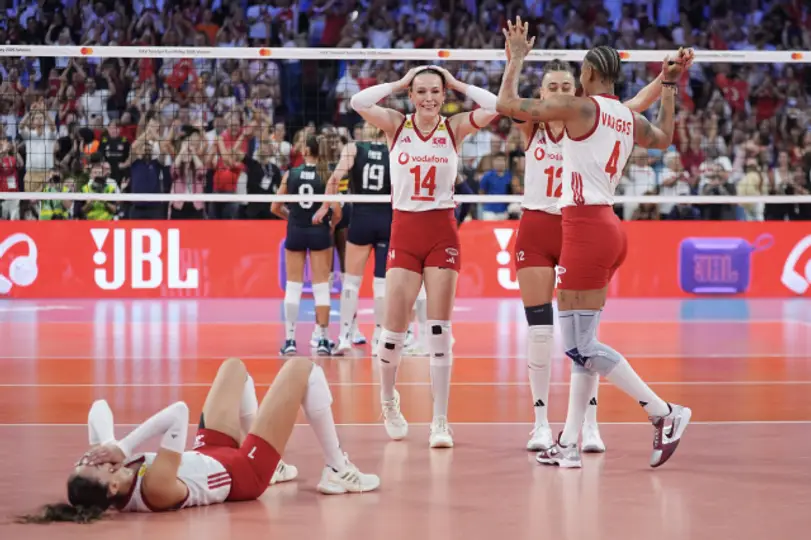 Avrupa basını Filenin Sultanları