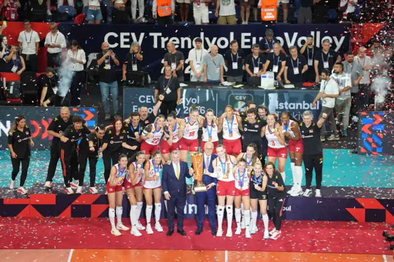 Avrupa basını Filenin Sultanları