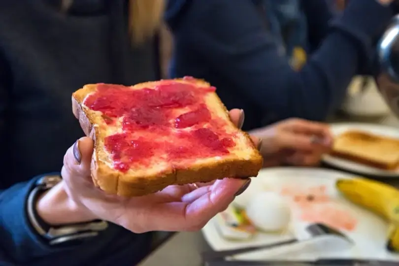 Okul kantinlerinde 2026-2027 tarifesi belli oldu: Tost, ayran ve çorba fiyatları ne kadar? - Resim: 2