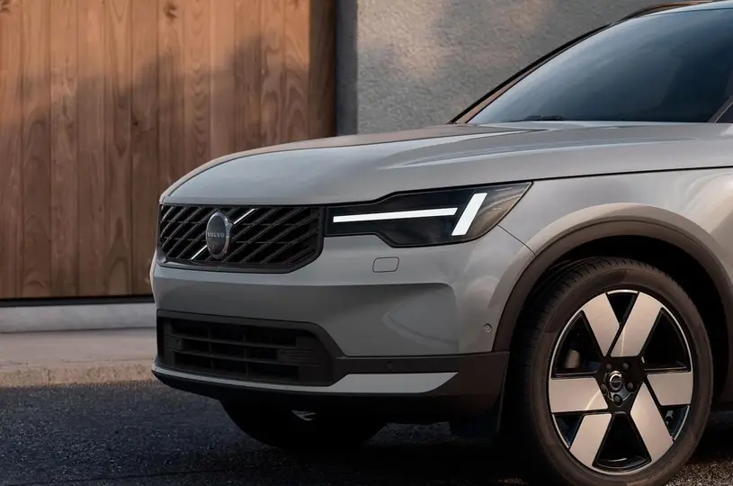 Volvo XC40/EX40 yenilendi: Gemini entegrasyonu ve daha fazlası