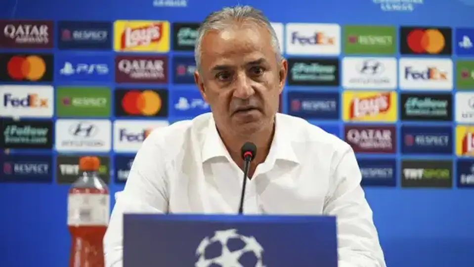 Görevine devam edeceği açıklanmıştı: Fenerbahçe