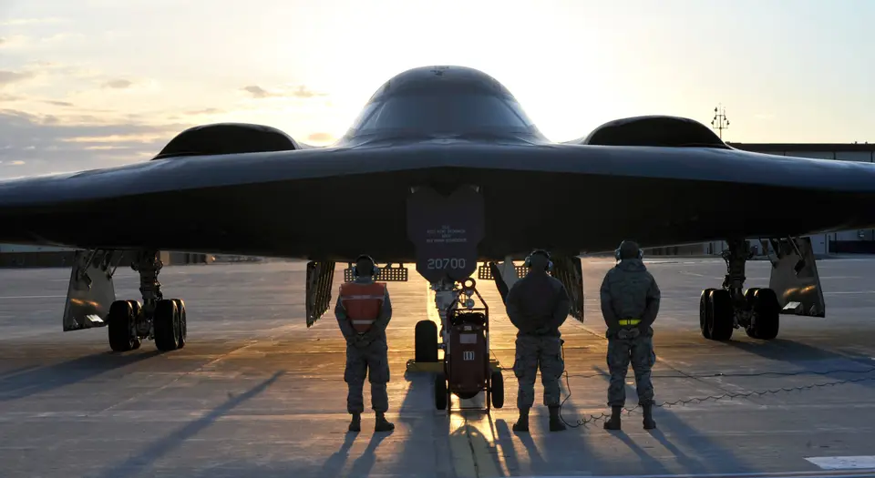 ABD, B-2 Bombardıman Uçaklarını Art Arda Kaldırdı: Savaşa Hazırlıyor