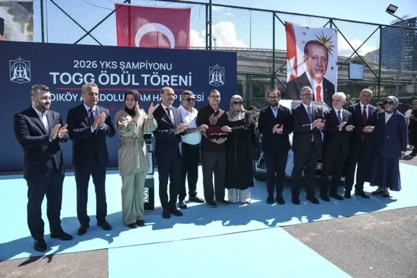 YKS derecesi Togg getirdi: Kadıköy Anadolu İmam Hatip Lisesinden mezununa dev ödül