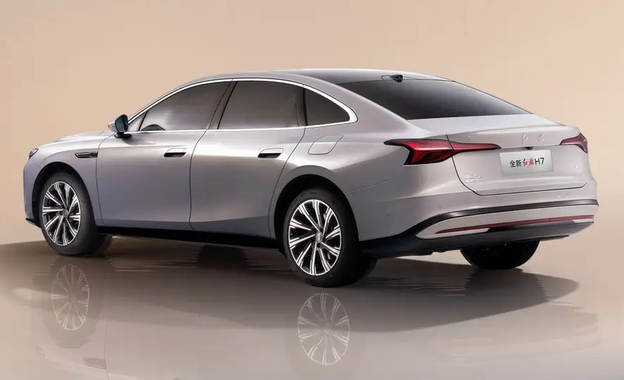 Çinli hibrit sedan 2.916 km giderek dünya menzil rekorunu kırdı