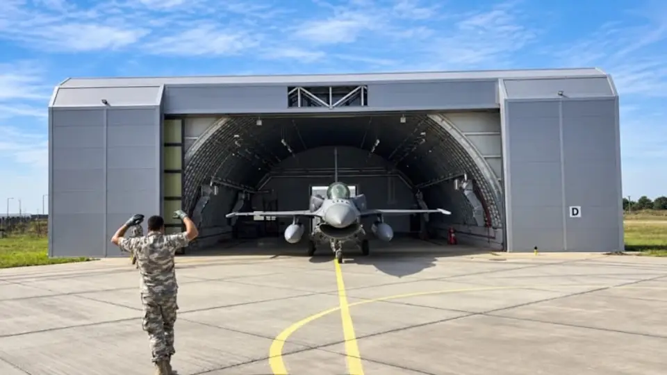 3 ADET F-16 VE 44 PERSONEL KATILDI