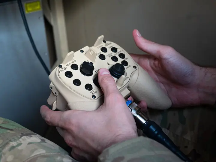 ABD’nin lazer silahları Xbox gamepad ile kontrol ediliyor