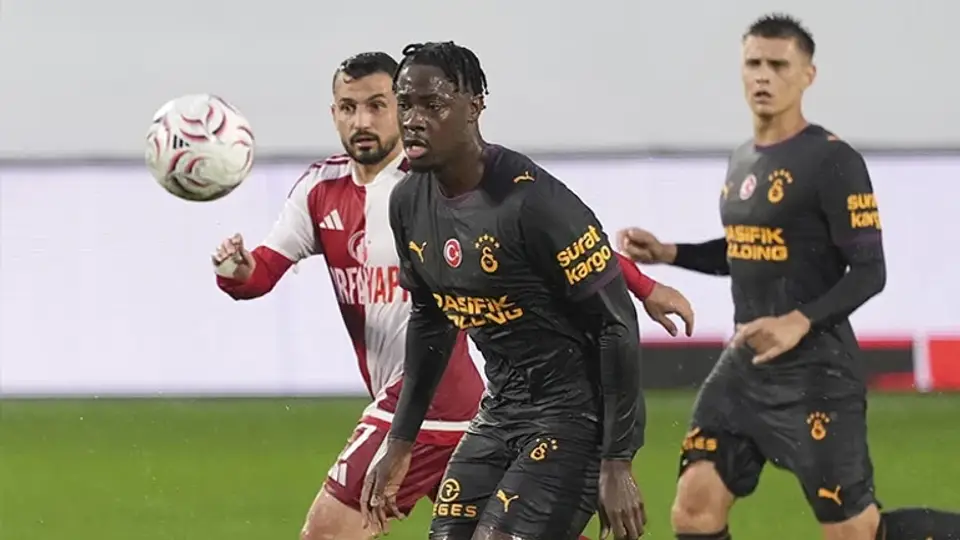 Galatasarayda ayrılık Okan Buruk, transferleri beğenmedi