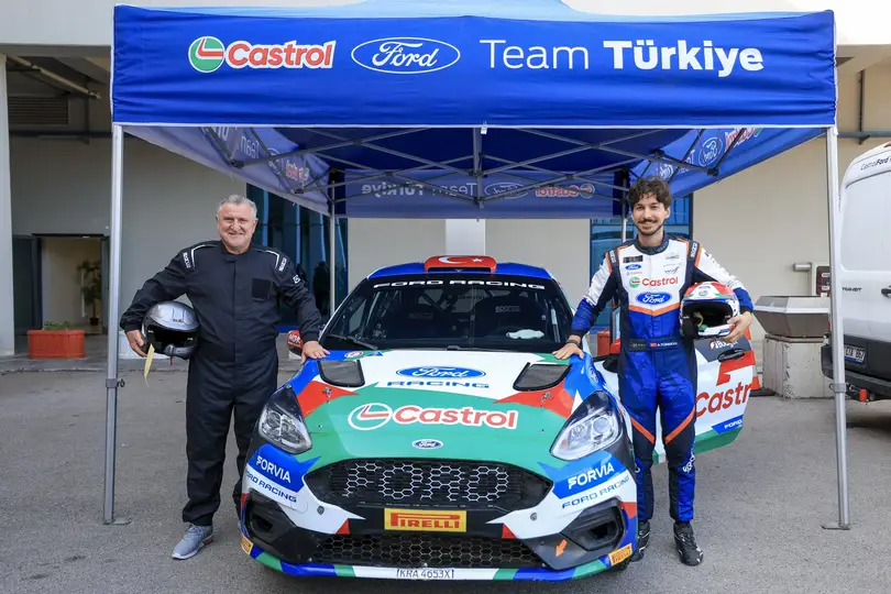 Bakan Bak, Formula 1 öncesi İstanbul Park'ta sürüş yaptı
