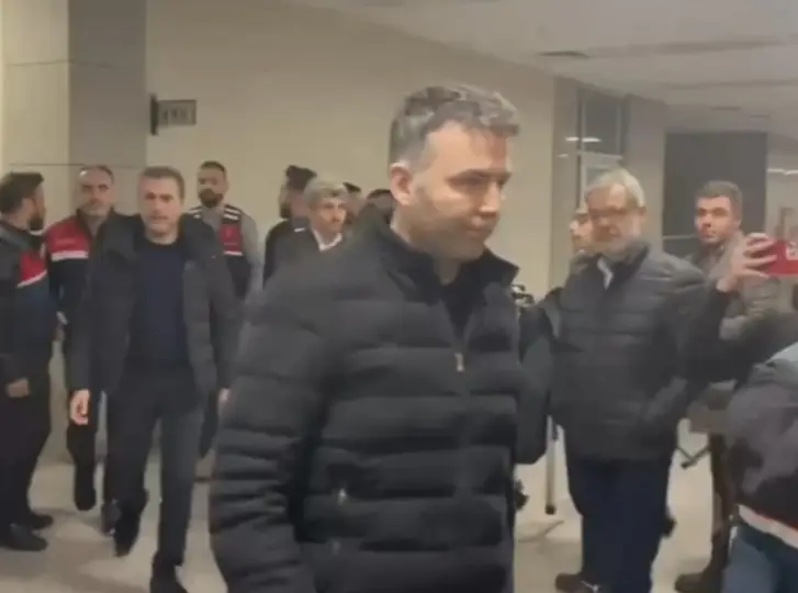 "EVDEN ÇIKAMAYACAĞIMA EMİN OLABİLİRSİNİZ"