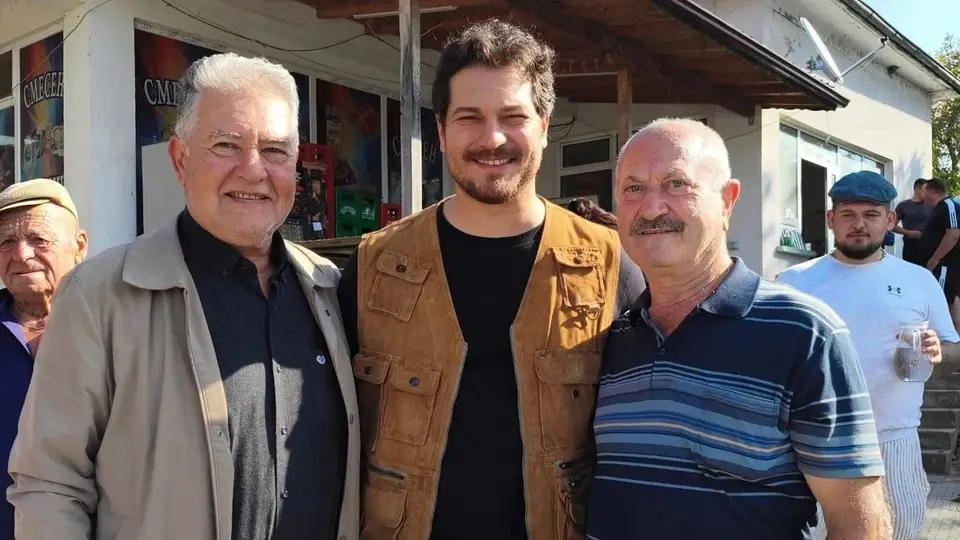 Çağatay Ulusoy baba ocağında! Memleketinde hemşehrileriyle buluştu, samimi anlar kameralara yansıdı…