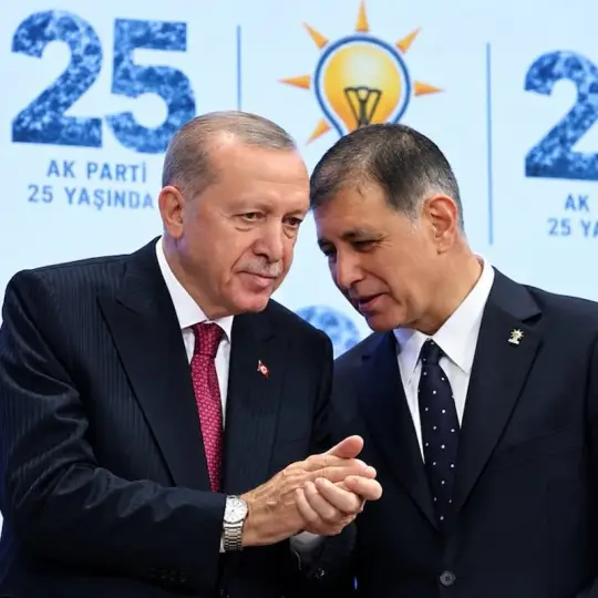 "YALNIZ BIRAKMADI BENİ"