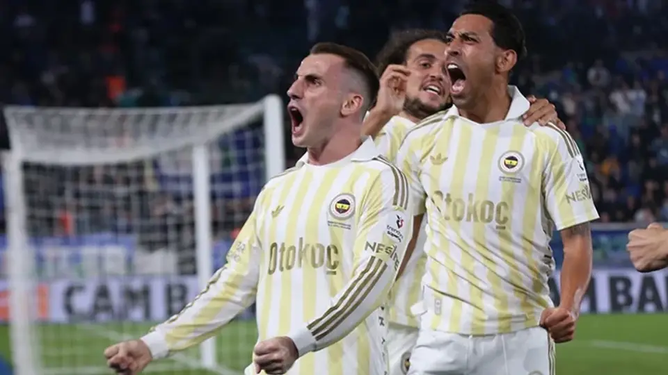 Fenerbahçenin 3-0lık Rizespor galibiyeti sonrası İsmail Kartala eleştiri: Skor 2-0 olana kadar sezonun en kötü oyunlarından biri oynandı İsmail Kartal’ın dersler çıkarması lazım