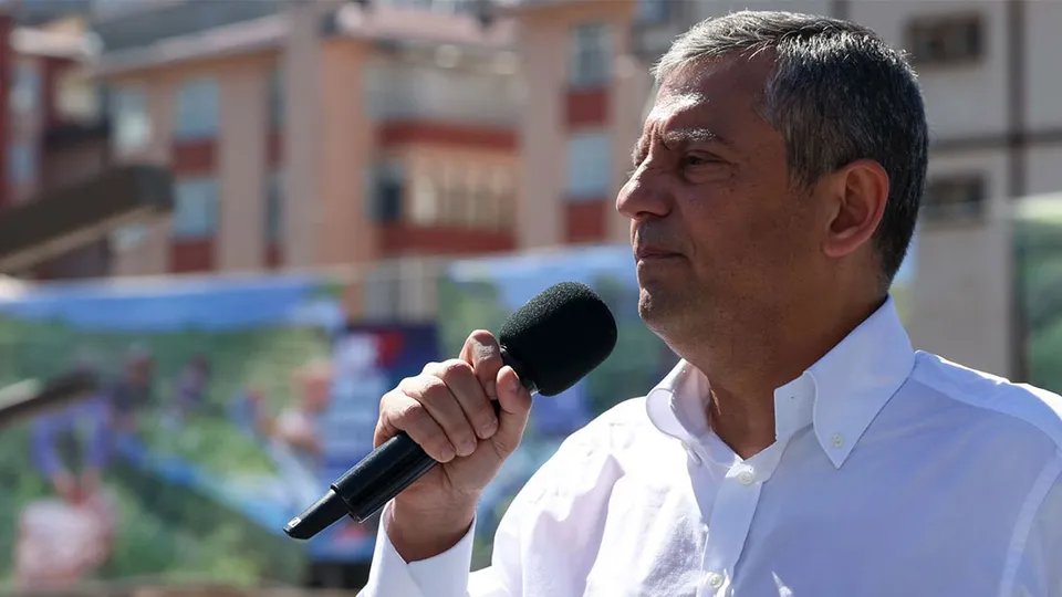 Özgür Özel Rize'de Vatandaşlarla Buluştu